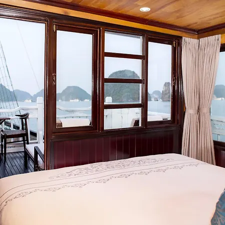 Aphrodite Cruise