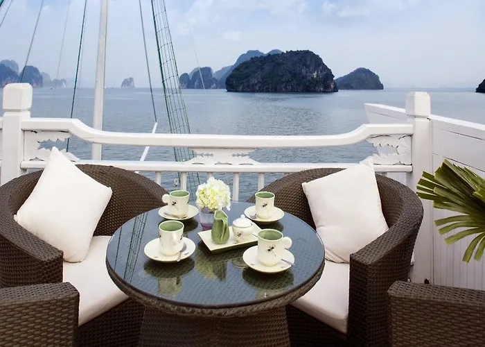 Aphrodite Cruise 4*