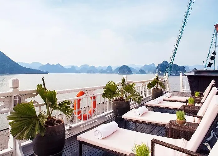 Aphrodite Cruise 4* Hạ Long