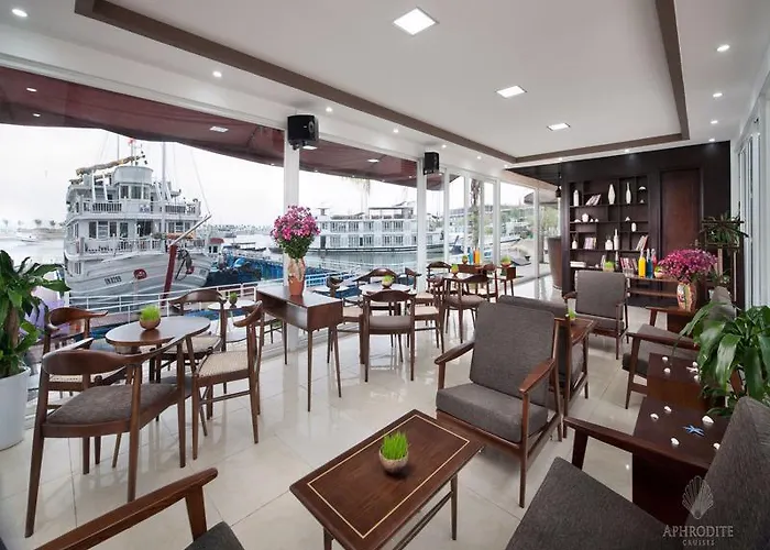 Aphrodite Cruise Khách sạn Hạ Long