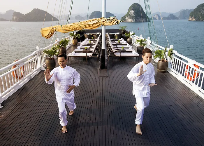 Aphrodite Cruise Hạ Long