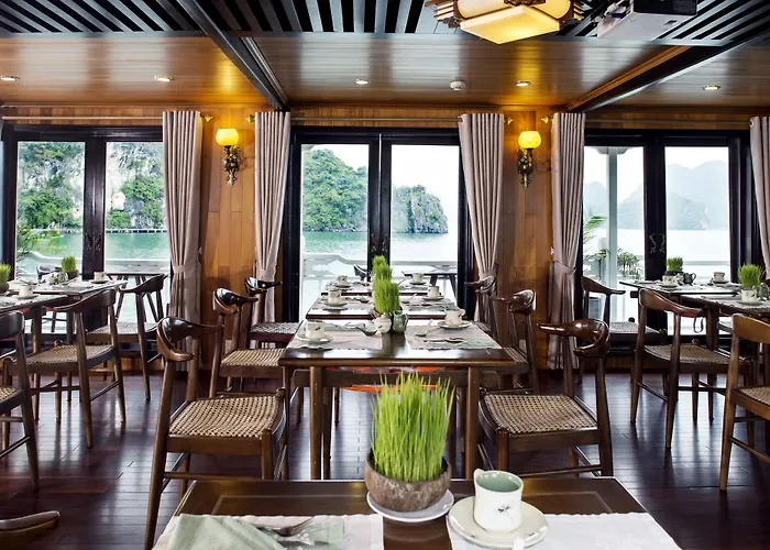 Aphrodite Cruise 4* Hạ Long