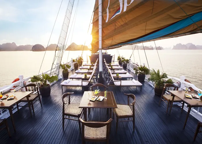 Aphrodite Cruise 4* Hạ Long