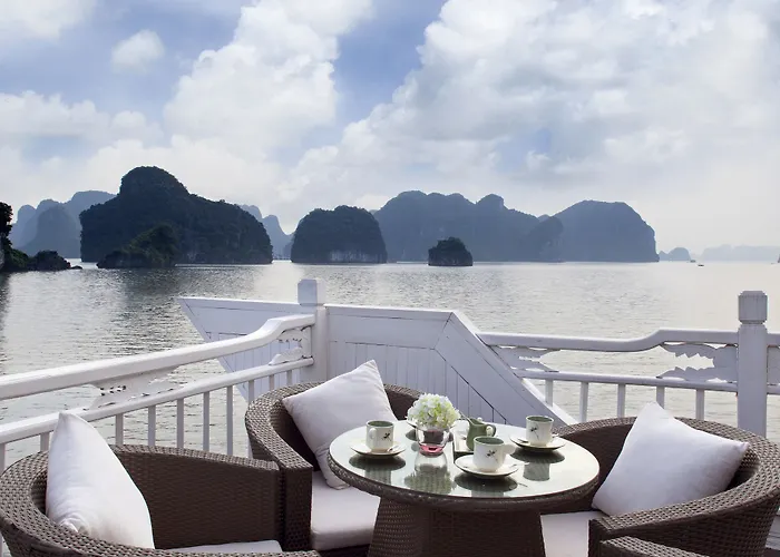 Aphrodite Cruise 4* Hạ Long