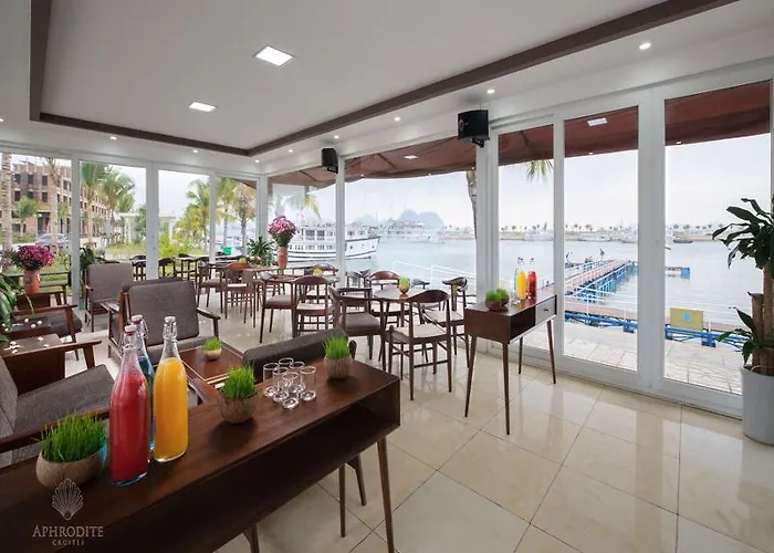 Aphrodite Cruise Khách sạn Hạ Long