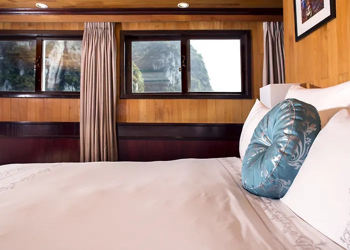 Khách sạn Aphrodite Cruise