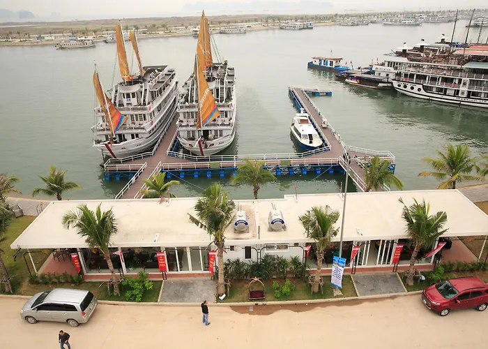 Aphrodite Cruise Khách sạn 4*