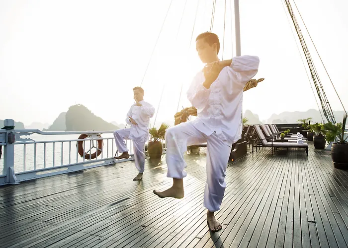 Aphrodite Cruise 4* Hạ Long